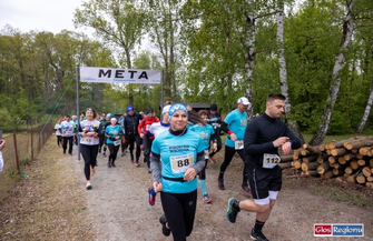 Chłód nie zatrzymał biegaczy. Wieś Trail w Czerlejewie FOTO