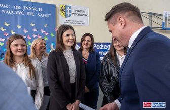 Staszic pożegnał abiturientów. Były wzruszenia podziękowania i słowa wsparcia przed maturąFOTO