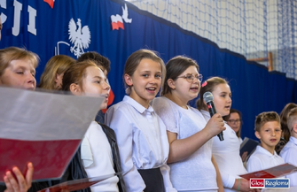 Patriotycznie w SOSW we Wschowie. Powiatowe Obchody Narodowego Święta Trzeciego Maja VIDEO