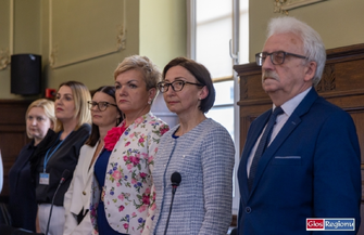 I sesja Rady Miejskiej we Wschowie. Burmistrz Antkowiak Mieszkańcy nie oczekują od nas awantur a wytrwałej i ciężkiej pracy