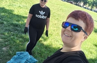 Wschowscy uczniowie i urzędnicy posprzątali miasto