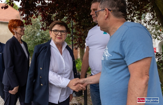 Beata Szydło na wschowskim Rynku Głosujcie na Elżbietę Rafalską