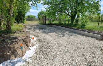 Trwa przebudowa terenu przy blokach w Górczynie. Na jakim etapie są prace