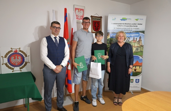 Laureaci Turnieju Wiedzy Pożarniczej uhonorowani przez Burmistrz Szlichtyngowej