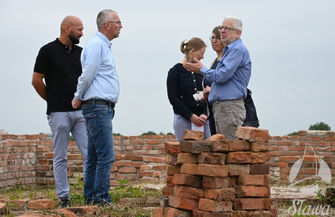 Wizyta przedstawicieli Konsulatu Generalnego Niemiec w Sławie. Tematem podobozy w Przybyszowie