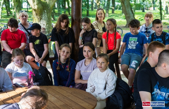 Rowerowa edukacja i zabawa. Uczniowie z Osowej Sieni na wycieczce