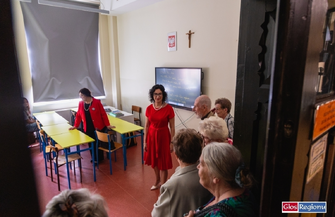 Maturzyści spotkali się po 60 latach. Wspomnienia i emocje w I LO we Wschowie