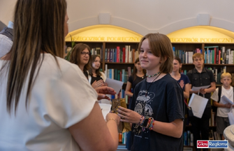 Bezbłędna zwyciężczyni Dyktando o Pióro Burmistrza Wschowy VIDEO