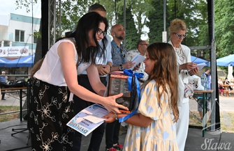 Festiwal Śpiewać może każdy w Sławie. Na scenie wystąpiło 40 młodych artystów