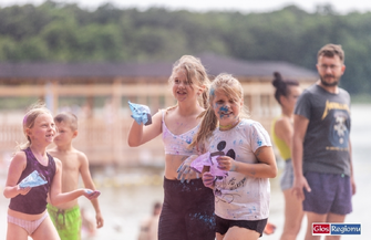 Kolorowy początek lata w Lginiu. Burza przerwała zabawę