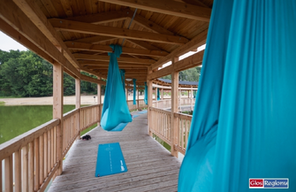 W chustach na pomoście. Aerial Joga w Lginiu FOTO