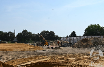 Jak idzie budowa nowego stadionu w Sławie Prace nie zwalniają tempa