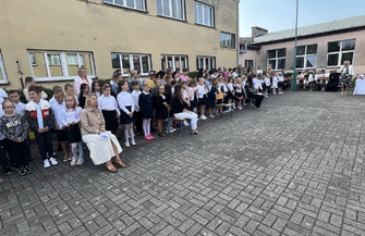 Nowy rok szkolny w gminie Szlichtyngowa. Ponad pół tysiąca uczniów wróciło do ławek