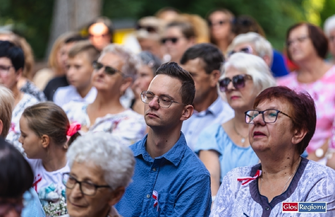 Teresa Lipowska spotkała się z mieszkańcami Wschowy. Ja przychodzę a tu pół miasta VIDEO
