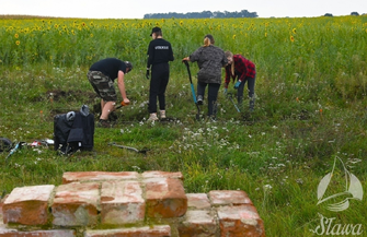 Prace archeologiczne rozpoczęte. Co kryje dawna filia Gross-Rosen w Przybyszowie