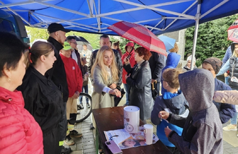 Udany kiermasz dla Adasia. W Sławie zabrakło ciasta już przedo 1100