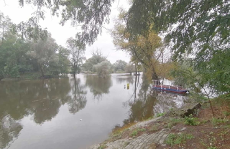 Wschowscy policjanci monitorują stan rzek. Starosta zwołał zespół zarządzania kryzysowego