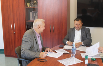 W LO we Wschowie szykuje sięmodernizacja. Właśnie podpisano umowę