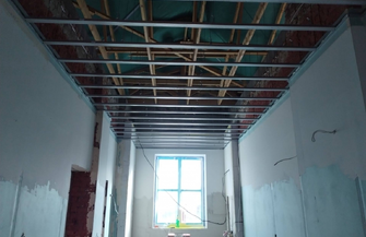 Trwa generalny remont świetlicy w Wyszanowie FOTO