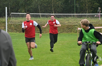 Biegiem do Sławy. Sportowa rywalizacja i pokaz taneczny w Ciosańcu