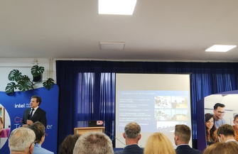 I LO we Wschowie wśród sześciu szkół w Polsce. W Zanie powstanie laboratorium AI