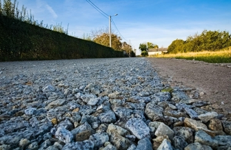 Siedlnica z nową drogą. Gminna inwestycja zakończona