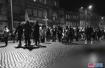 Wyruszyli w 25-kilometrowątrasę. Ekstremalna Droga Różańcowa we Wschowie