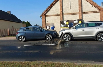 Kolizja w Górczynie. 19-latek zasnął za kierownicą