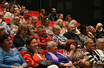 Stand-up na pomoc Adasiowi. Karp rozbawił publiczność w Sławie