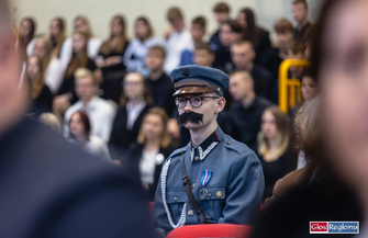 Powiatowe Obchody Dnia Niepodległości. Kadeci ze Staszica złożyli przysięgę ZDJĘCIA