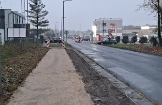 Utrudnienia na ul. Przemysłowej w Sławie. Remont chodnika potrwa do końca listopada