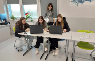 Uczniowie Zana pojechali na Hackathon. Wygrać się nie udało ale zdobyli cenne doświadczenie