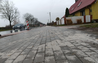 Jak idzie budowa ścieżki rowerowej w Nowej Wsi Pierwszy odcinek już gotowy