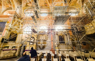 Rusztowania jużstoją. Ruszyła renowacja okien w klasztorze