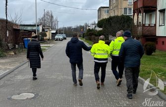 Utwardzona droga kanalizacja deszczowa i nowe oświetlenie. Łącznik między ulicami gotowy