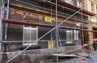 Ten szyld pamięta mieszkańców Fraustadt. Dziśprzechodzi renowację