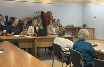 Z urzędnikami rozmawiali o współpracy. Przedstawiciele stowarzyszeń spotkali sięw Starostwie