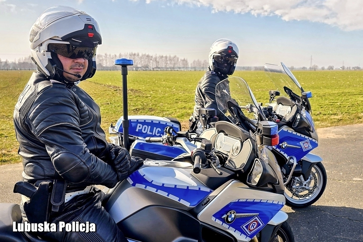 Piękna pogoda kusi motocyklistów. Wschowscy policjanci apelująo rozwagę