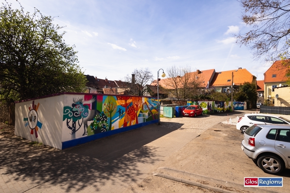 WIP zaprasza na piknik przy ekomuralu. Cztery strefy i rozmowy o ekologii