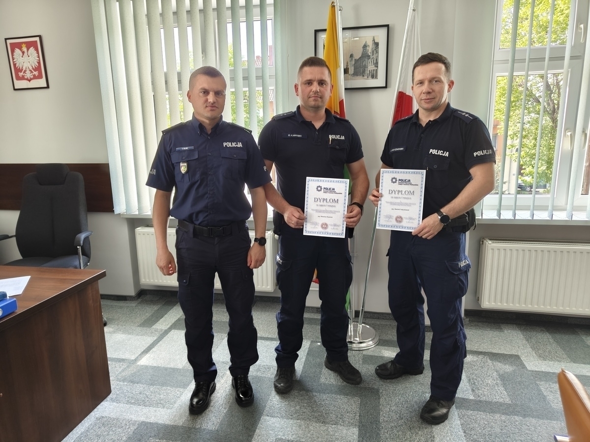 Policjanci ze Wschowy najlepsi w województwie Aspiranci Kamiński i Fedyczkowski wygrali zawody ratowników