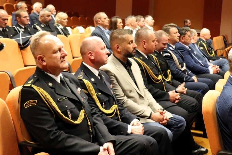 Góra świętowała Dzień Strażaka Odznaczenia i awanse w blasku zasług