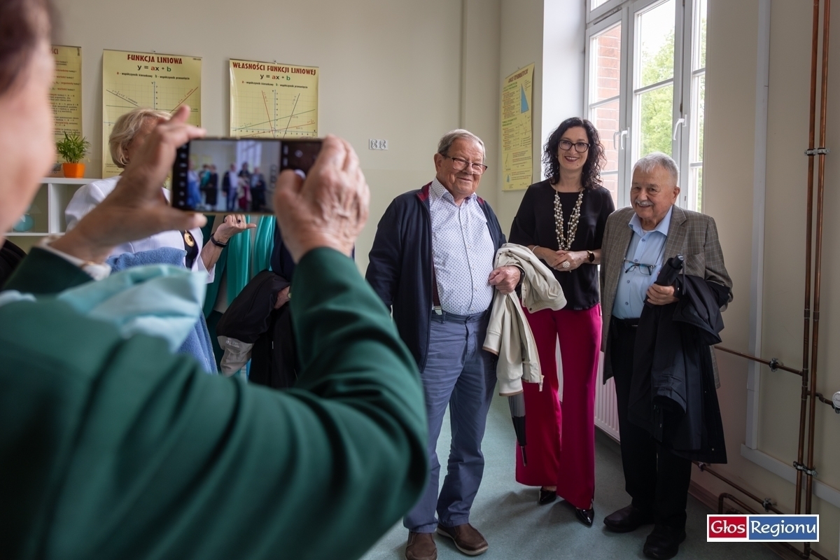 Znowu razem po sześciu dekadach. Spotkanie klasy z 1965 w Zanie ZDJĘCIA