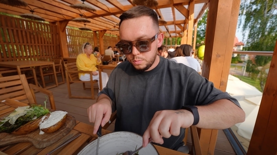 Książulo w Sławie. Twórca przetestował WAGYU SteakHouse WIDEO