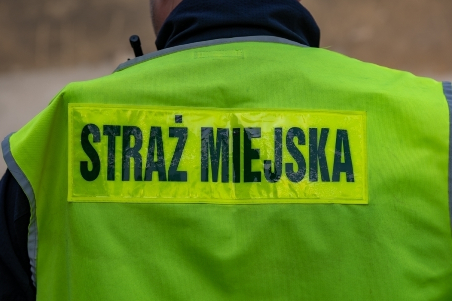Strażnik miejski znalazł pieniądze. Kto zgubił gotówkę we Wschowie