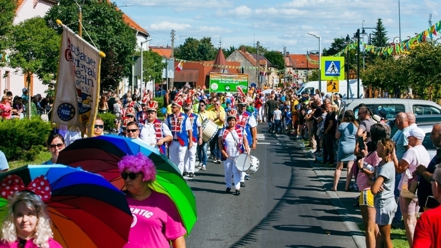 Barwny korowód historyczny przejdzie ulicami Sławy. Upamiętniamy 1000-lecie koronacji Bolesława Chrobrego