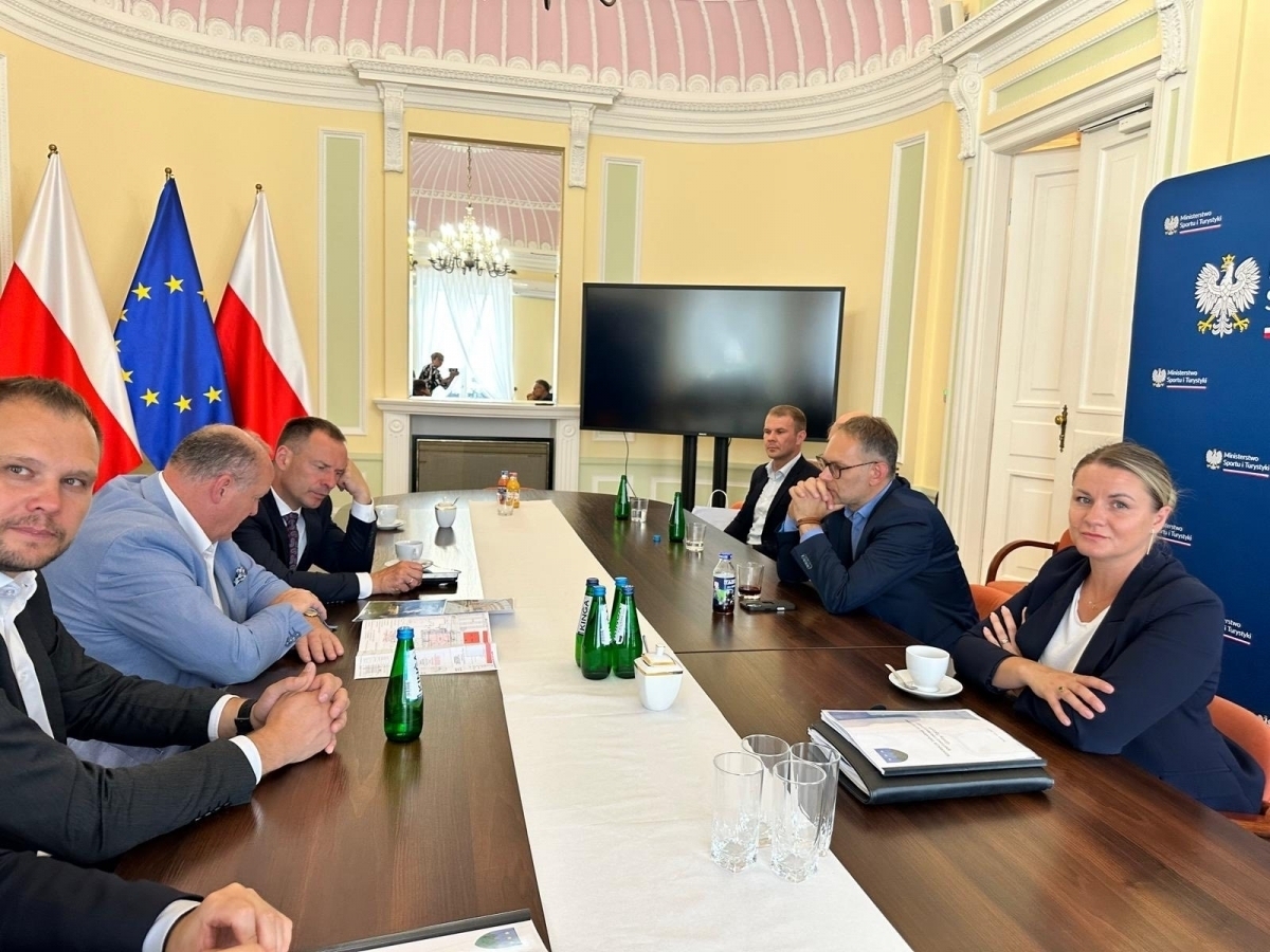 Delegacja ze Wschowy w ministerstwach. Sport i kolej w centrum uwagi