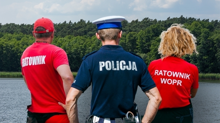 Służby wyjdą do plażowiczów. Akcja edukacyjna nad Jeziorem Sławskim