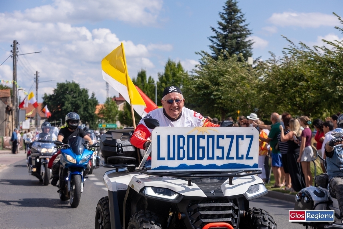 Korowód na otwarcie Dni Sławy