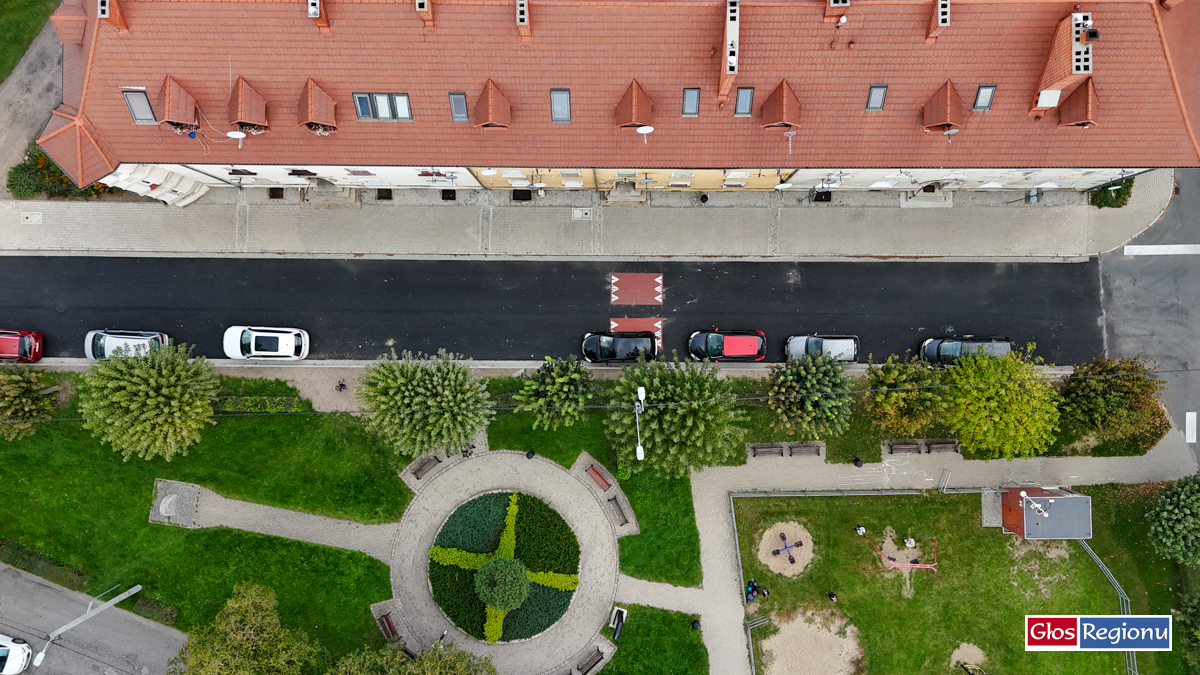 Plac Grunwaldupo przebudowie. Powiat Wschowski zakończył serię inwestycji drogowych
