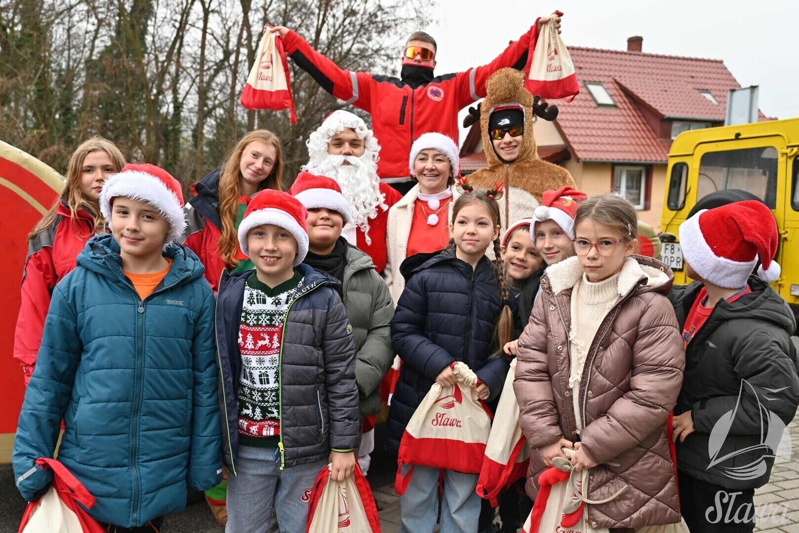 Mikołaj ruszył w trasę po gminie Sława. Trzy dni pełne uśmiechów FOTO